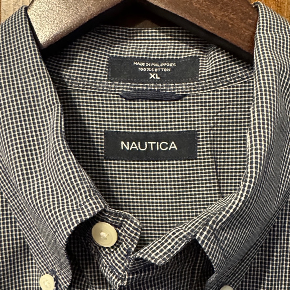 Nautica Men's Blue Button-Down 100% Cotton Short Sleeve Shirt Size XL - Picture 2 of 3
